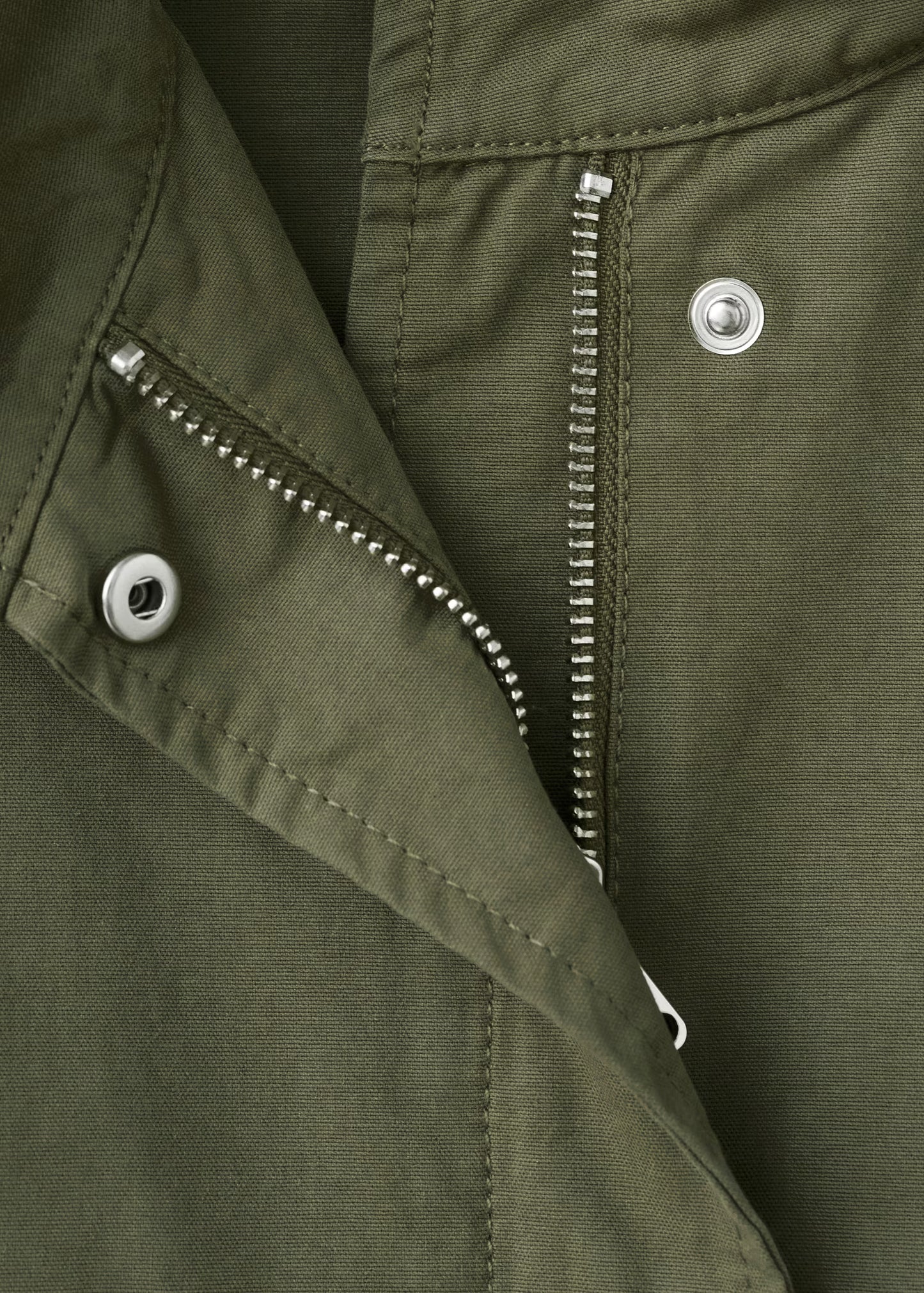 Cotton jacket with pockets