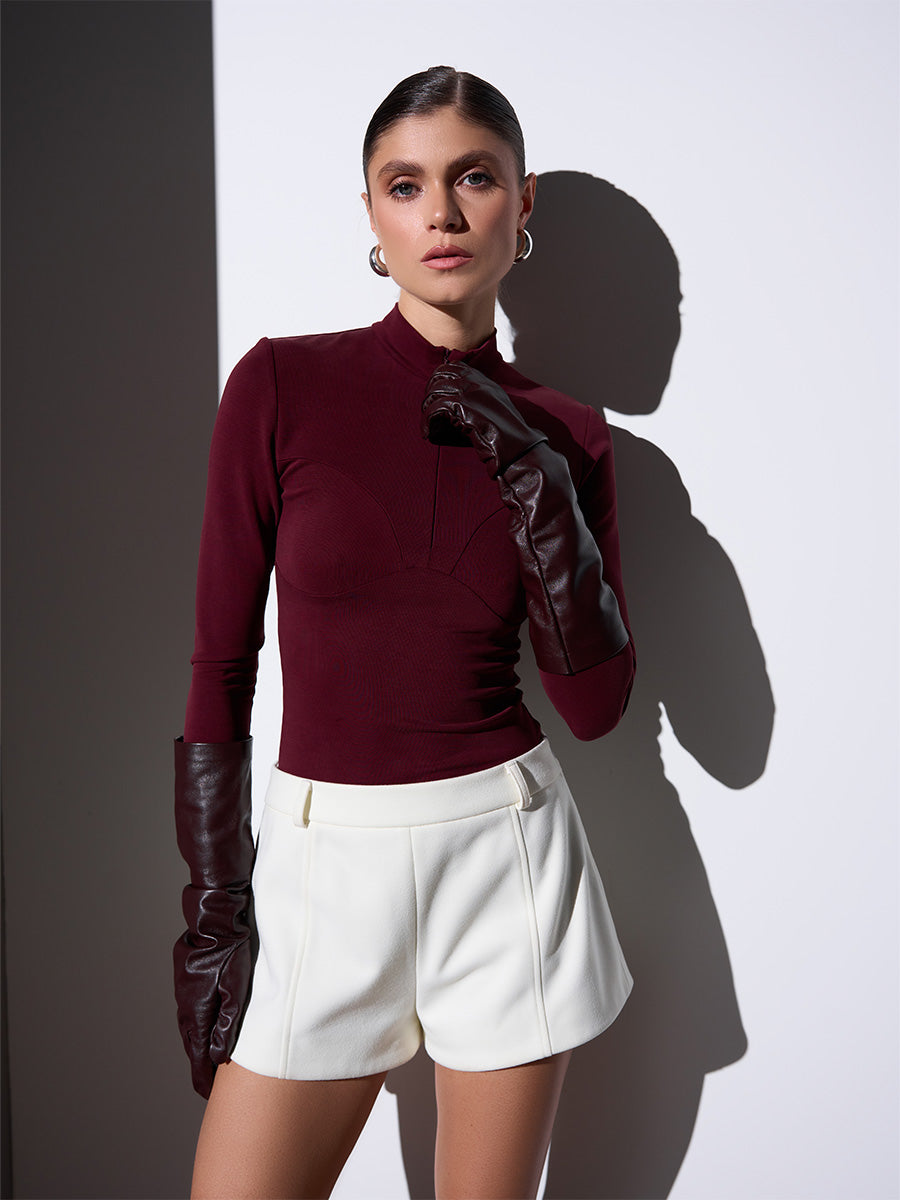 Burgundy long-sleeved shirt with zipper and stand-up collar