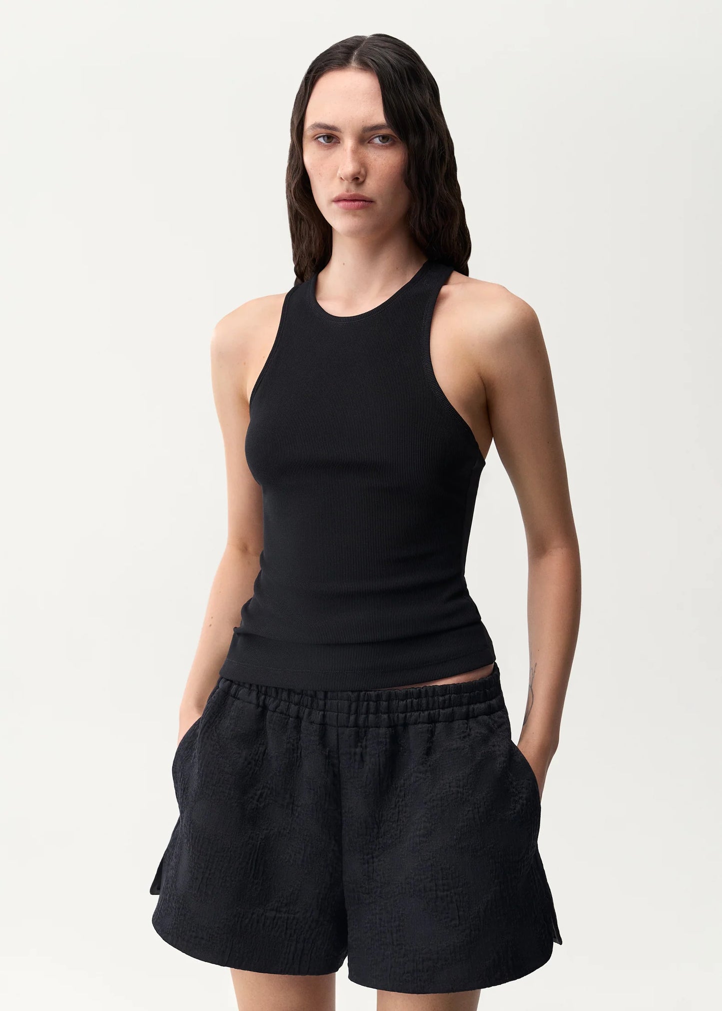 REVEAL TOP