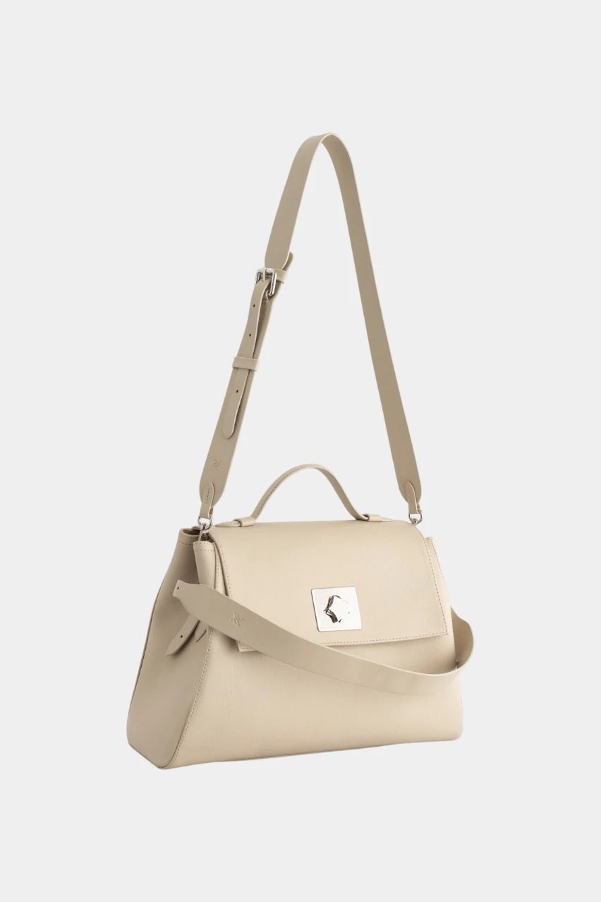 Light beige leather bag Ernestina 33