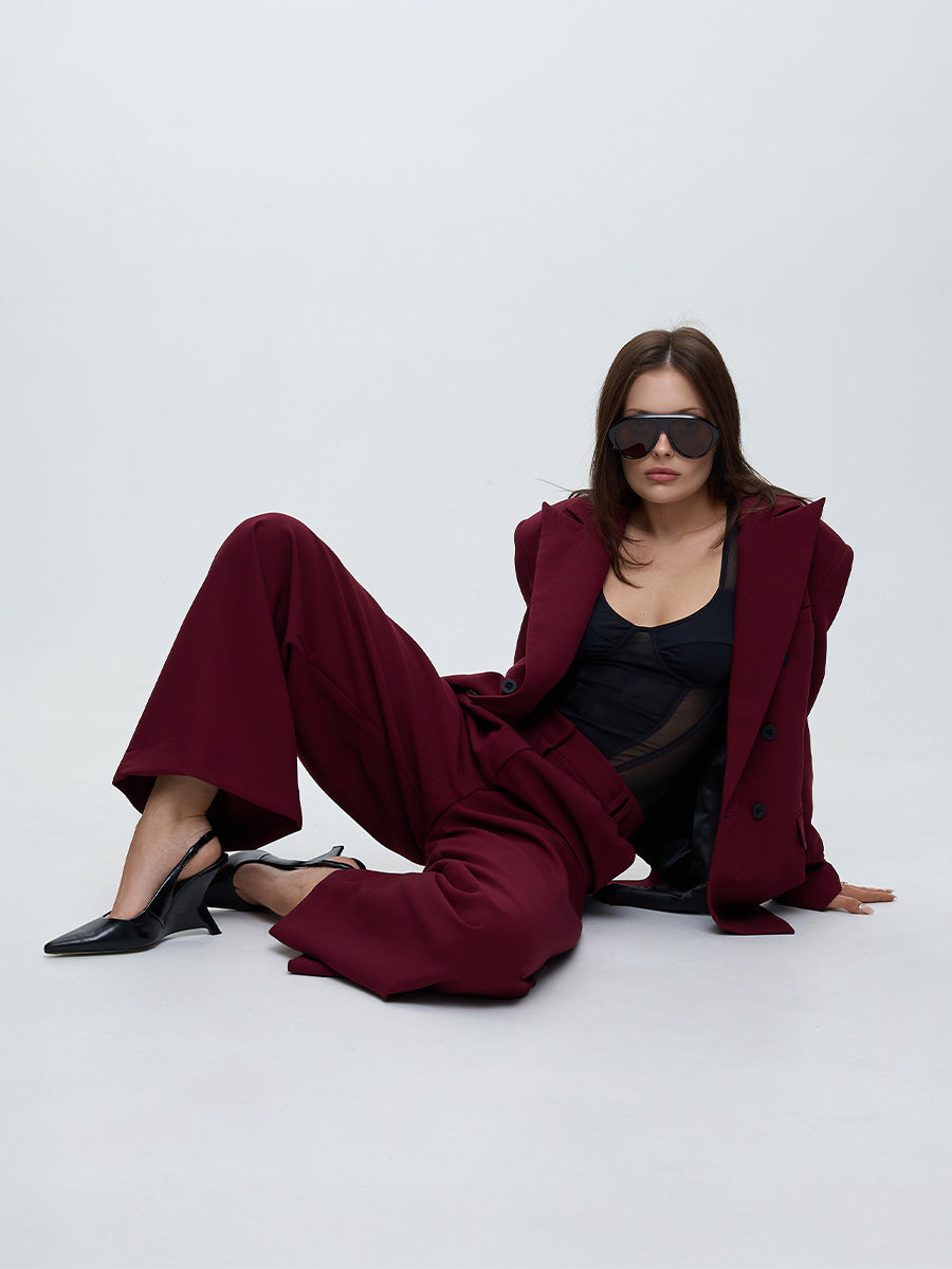 Wide-leg burgundy trousers