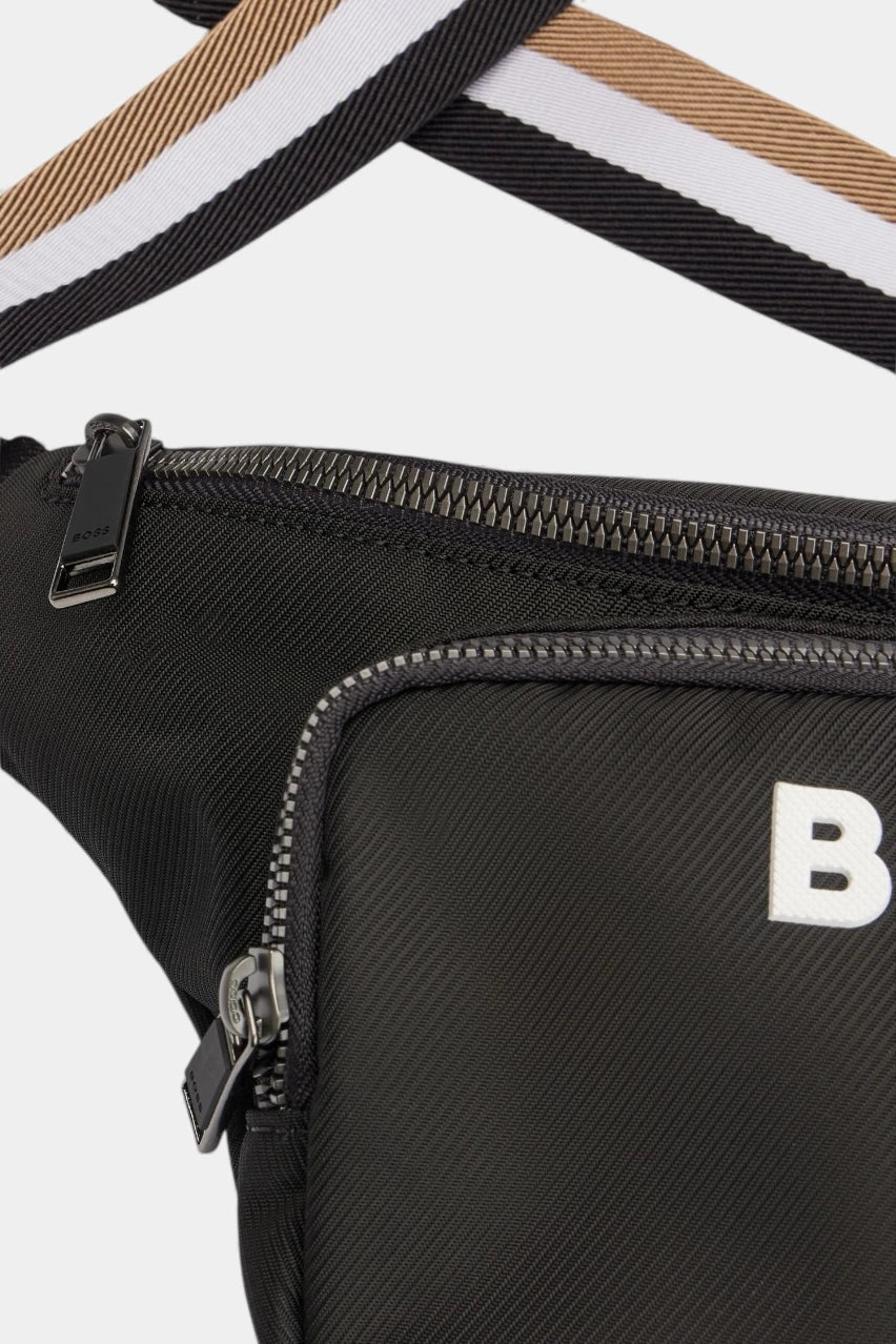 Black belt bag
