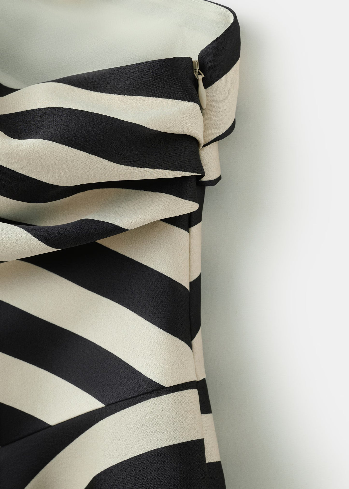 Striped asymmetrical top