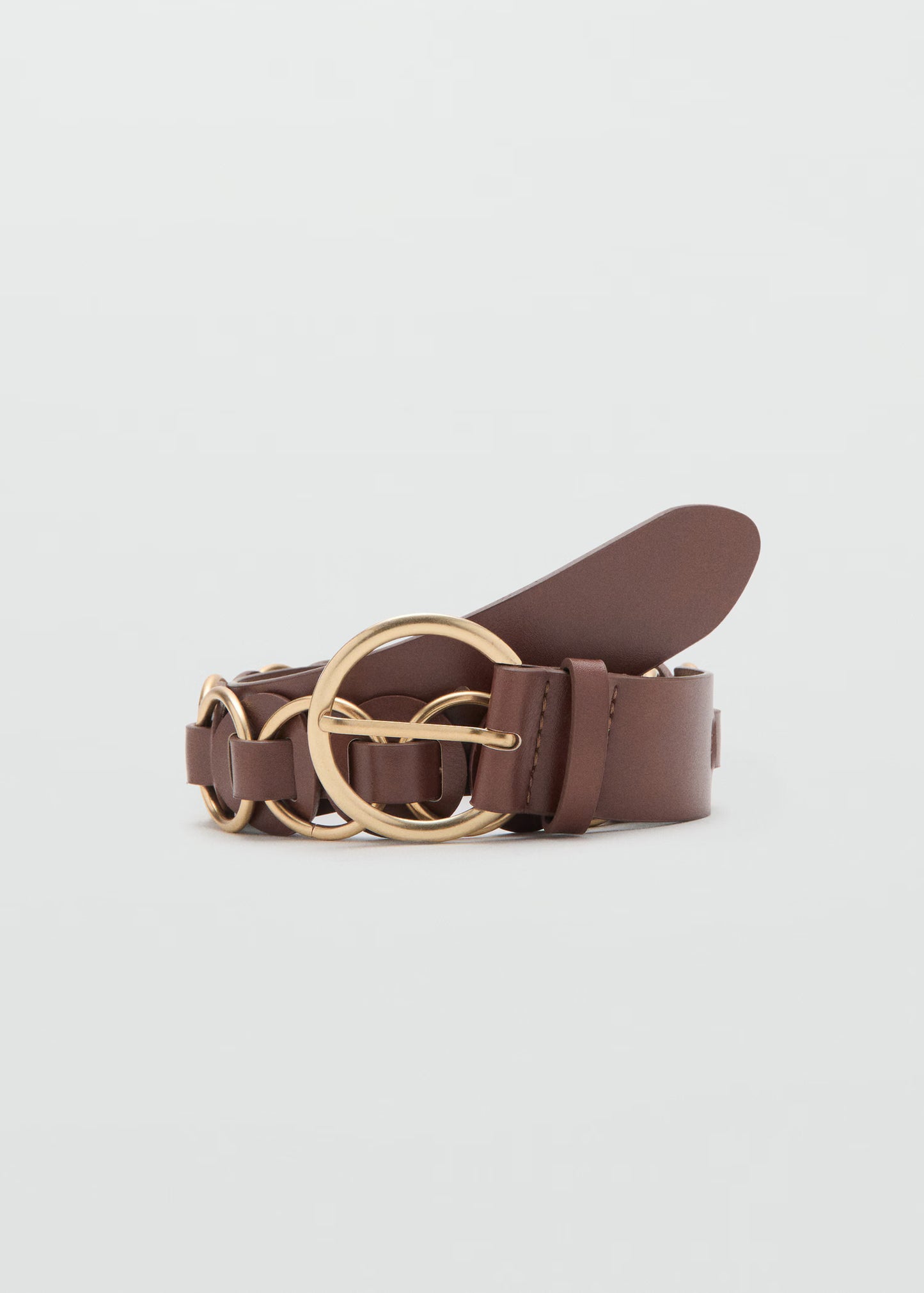 Rounded buckle belt