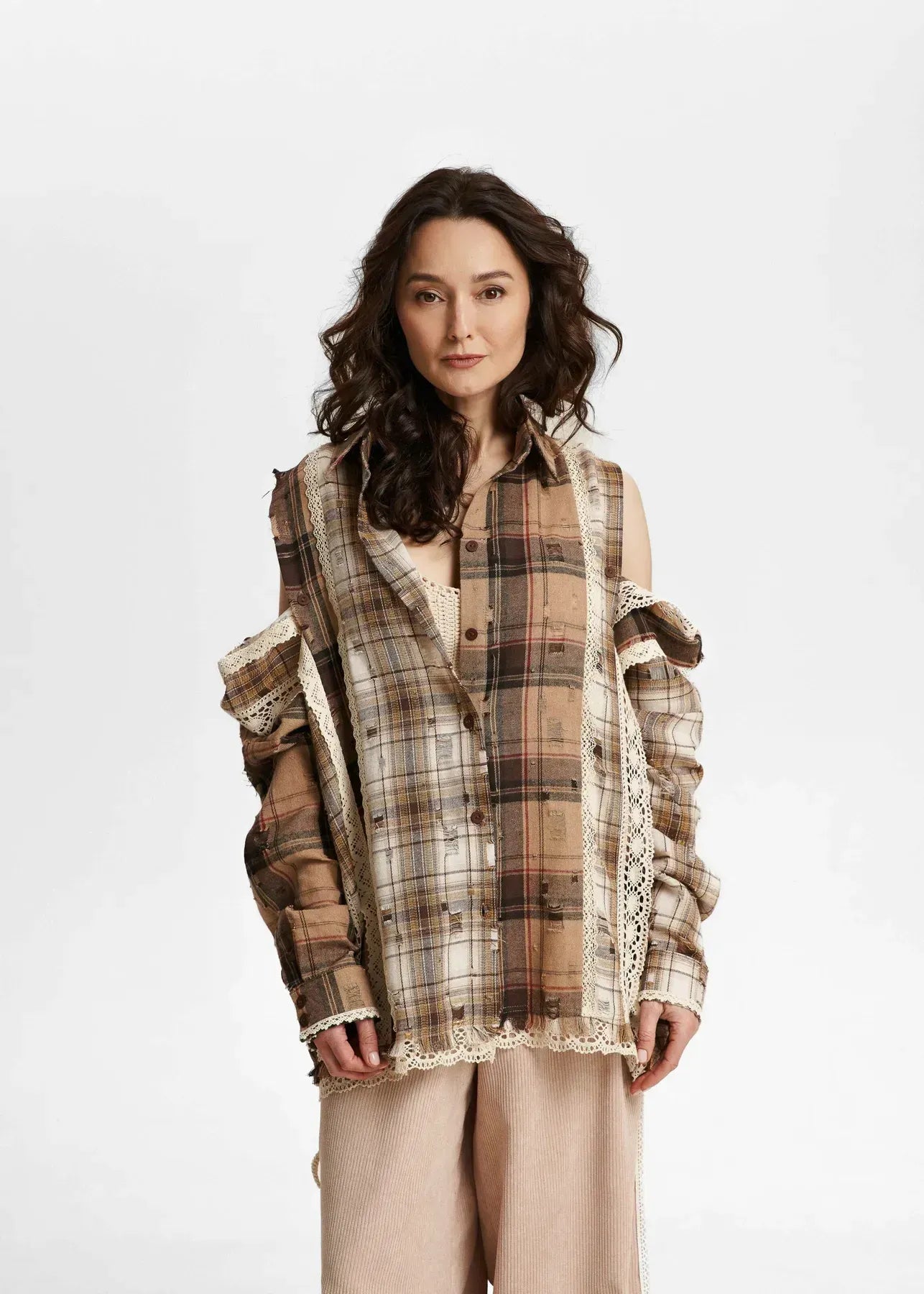 Extra flannel shirt with lace, brown-beige check