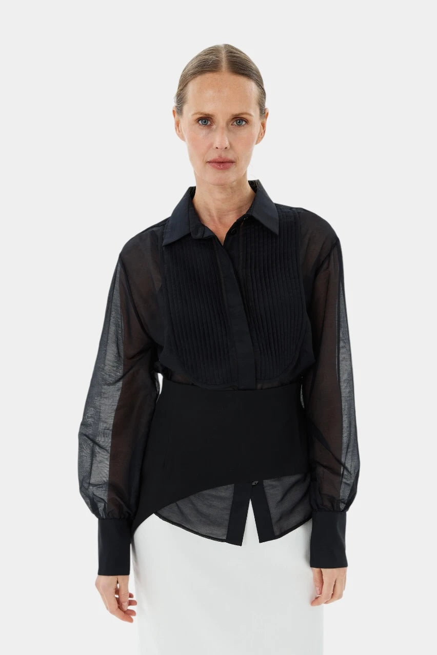 Black shirt with sleeves