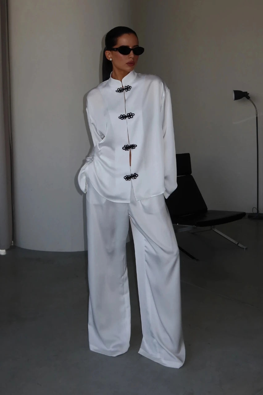 Cream-colored Chinese-style trousers