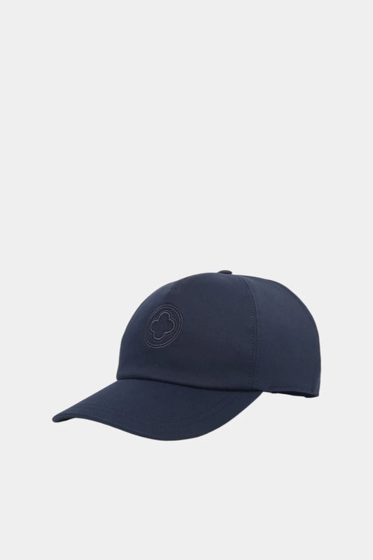 Dark blue cap with an embroidered logo