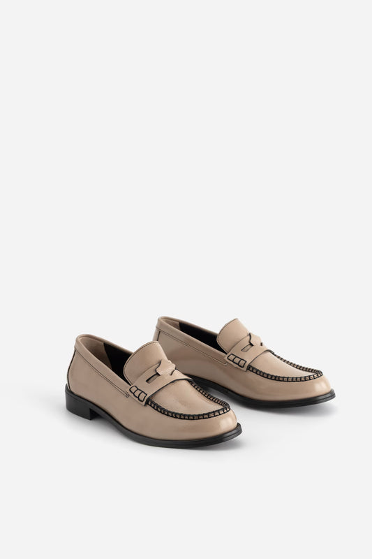 DUCKY beige leather loafers