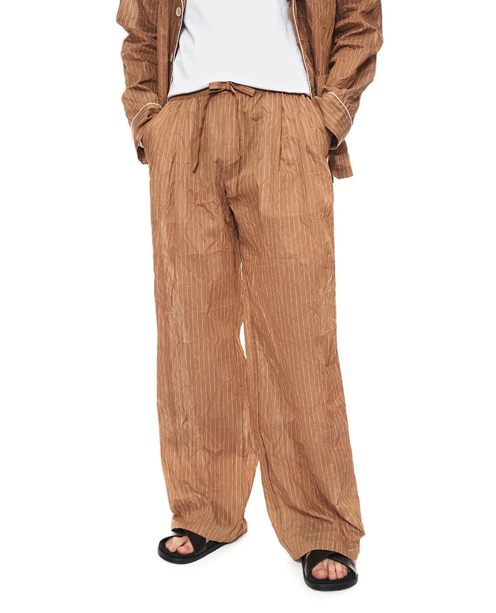 Vanity pants made of striped fabric (suit)